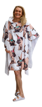 Load image into Gallery viewer, CR Hoodie Towel Plus Hood Pugs Party 90X120CM - 662072