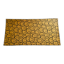 Load image into Gallery viewer, CR Beach Towel Smiley Face/Avocado 180X90CM - 662078
