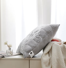 Load image into Gallery viewer, Casa Rosso Cushion Silver Flower 45X45CM - 664262