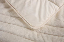 Load image into Gallery viewer, Casa Rosso Lapin Comforter Ivory KB 260X220CM - 664287