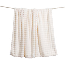 Load image into Gallery viewer, Casa Rosso Bubble Flannel KB Blanket Ivory 220X240CM - 655128