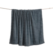 Load image into Gallery viewer, Casa Rosso Bubble Flannel KB Blanket Charcoal 220X240CM - 655129