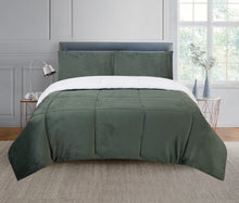 Load image into Gallery viewer, Casa Rosso Flan+Sherpa Comforter Set QB Green 210X210CM - 664715