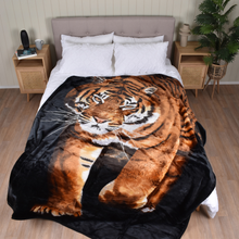 Load image into Gallery viewer, Casa Rosso Mink Blanket QB Tiger On Black 200X240CM - 666020
