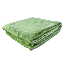 Load image into Gallery viewer, CR Flannel Throw Sage 127X152CM - 666127
