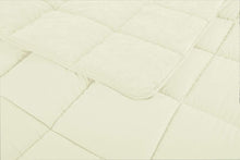 Load image into Gallery viewer, Casa Rosso Chenille Melange Comforter QB Ivory 220X220CM - 666173