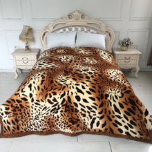 Load image into Gallery viewer, Casa Rosso Mink Throw Leopard Spot Brown 127X152CM - 666743