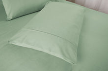 Load image into Gallery viewer, Casa Rosso Melange Combo Sheet Set Sage KB - 670116