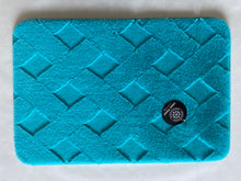 Load image into Gallery viewer, Casa Rosso Bathmat Crisscross 40 x 60cm - Assorted