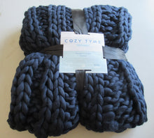 Load image into Gallery viewer, Channel Knit Throw 3 Colours 101X152CM - 664575
