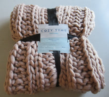 Load image into Gallery viewer, Channel Knit Throw 3 Colours 101X152CM - 664575
