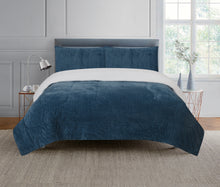 Load image into Gallery viewer, Casa Rosso Jacherr Sherpa Comforter Set Blue QB 210X210CM - 665052
